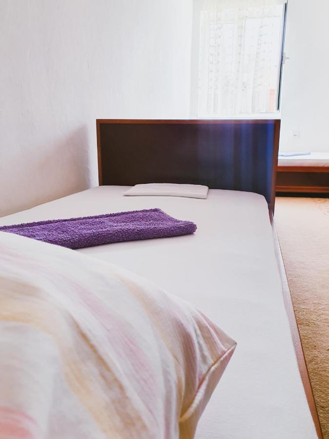 Apartman Lana Petrovac Екстериор снимка