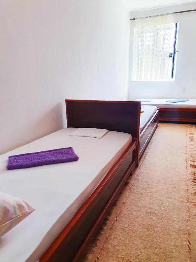 Apartman Lana Petrovac Екстериор снимка